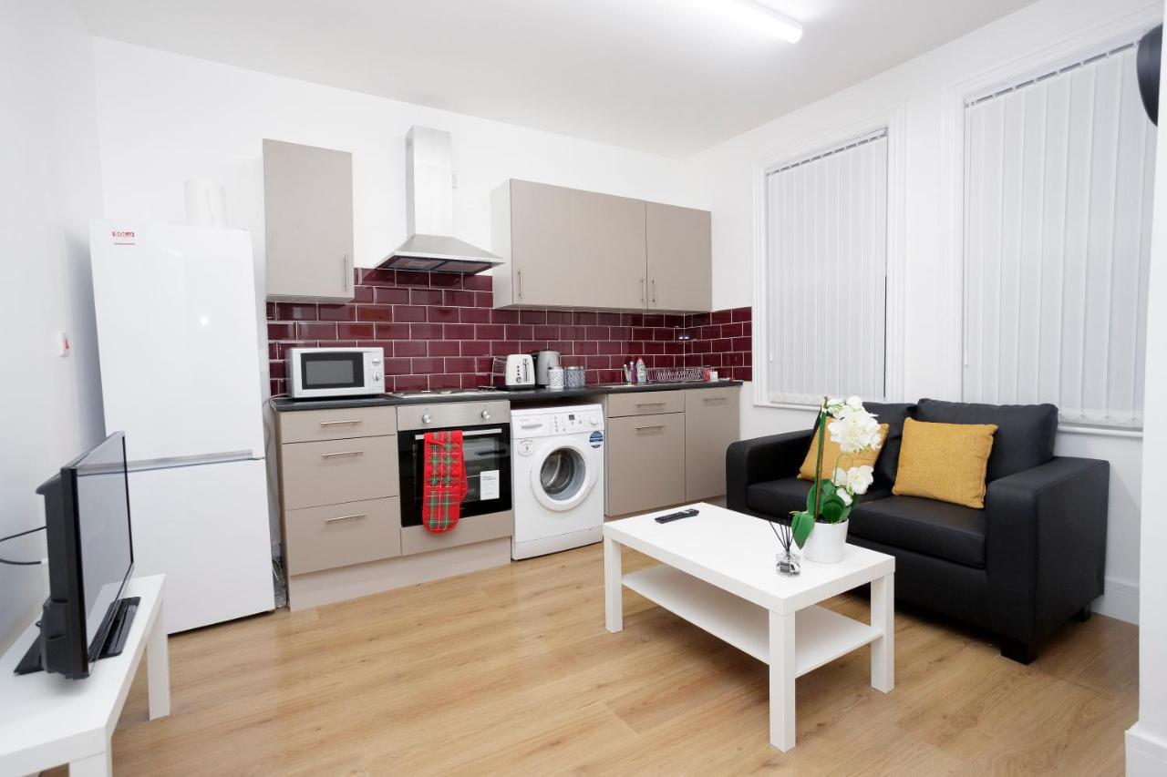 Kirkstall Serviced Apartments Leeds ليدز المظهر الخارجي الصورة