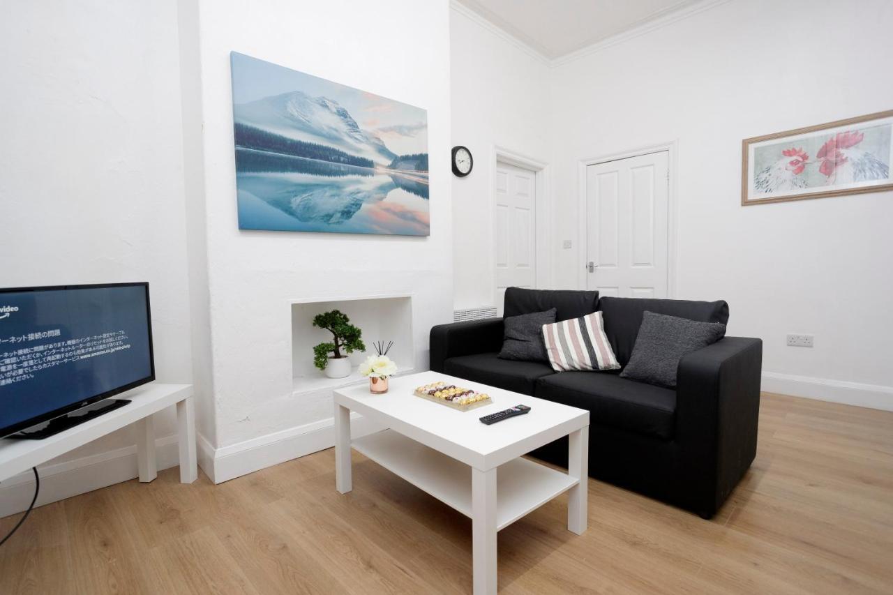 Kirkstall Serviced Apartments Leeds ليدز المظهر الخارجي الصورة